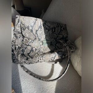 Marc Fisher Black and Cream Snakeskin Shoulder Bag NWOT no wear